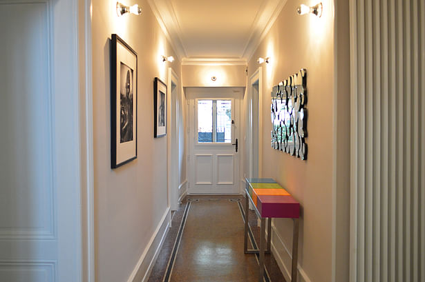 1st floor hallway - Custom console from Les Pieds sur la Table