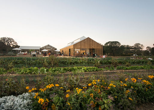 Architecture Citation: The O'Donohue Family Stanford Educational Farm. Honoree: CAW Architects, Inc. Photo: John Sutton.