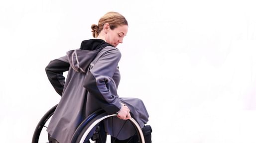 Open Style Lab: A protection system, including a rain jacket and abrasion resistant glove guards, designed to keep even the most extreme wheelers safe and protected during their city commute (New York, New York, 2017). Photo: Kaitlin Crowther, Maggie Mahoney, Renata Gaui, April Coughlin.