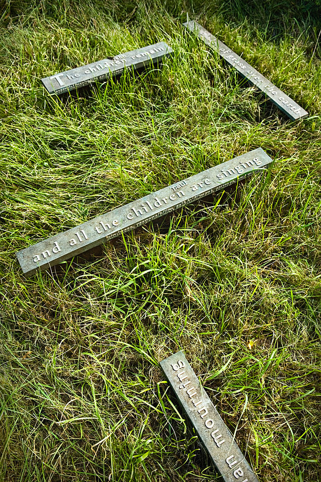 Cemetery Marker; South Canaan, PA by Kariouk Associates (Photo: Photolux Studio/Christian Laloned)