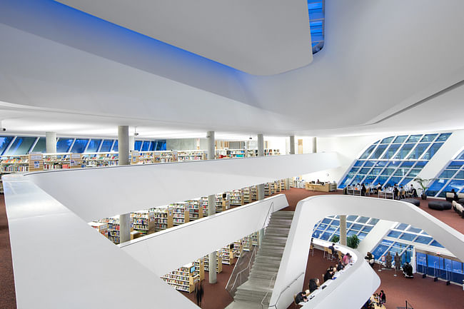 Surrey City Center Library, (Bing Thom Architects) Credit: Ema Peter/Nic Lehoux
