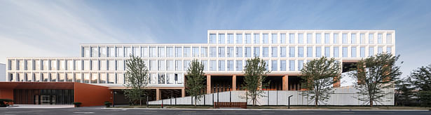 façade of R&D office building ©YAO Li