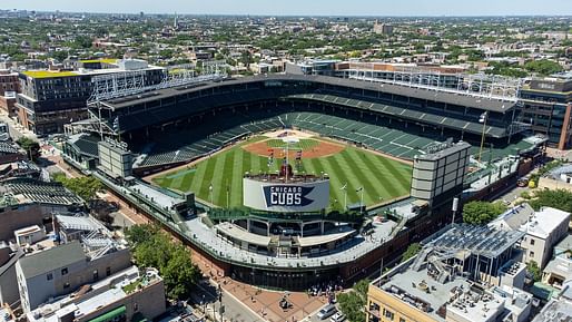 Image: Wikimedia Commons user <a href="https://commons.wikimedia.org/wiki/File:Wrigley_Field_in_line_with_sign.jpg">Sea Cow</a> (CC BY-SA 4.0)