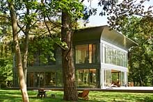 Philippe Starck + Riko realizes first prototype of custom eco-prefab house