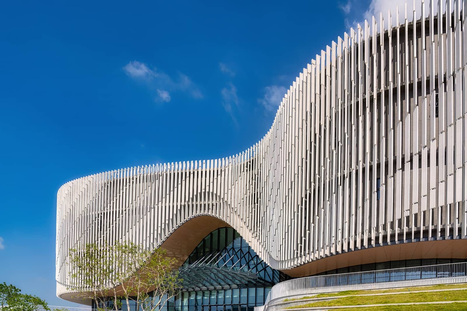 LOPO Glazed Terracotta Baguettes: Yangjiang Citizen Culture and