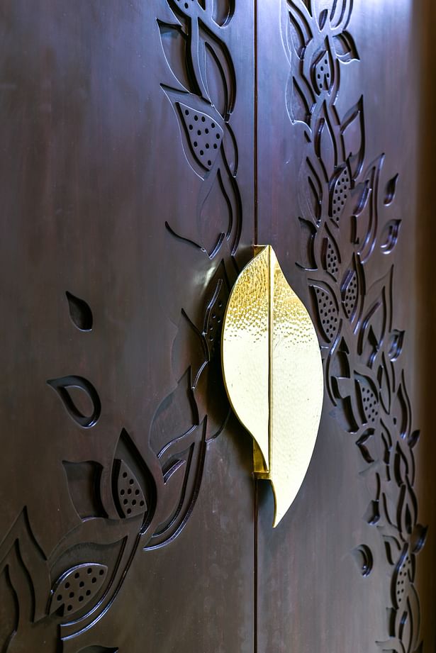 temple room door