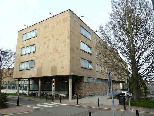 The Fulton Building at the University of Dundee used Raac concrete in its construction. Image credit: Bill Harrison licensed under CC BY-SA 2.0