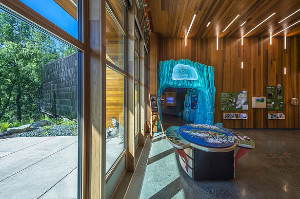 Kenai National Wildlife Refuge Visitor Center (Photo: Ken Graham)