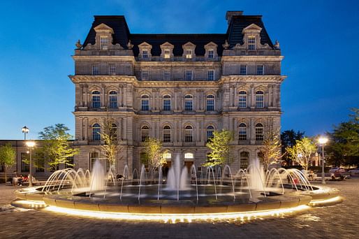 Place Vauquelin Montreal, QC. Lead Firm: Lemay (Marie- Ève Parent, Jean-Philippe André, Sophie Lacoste, Carlos Santibanez). Photo: Adrien Williams.