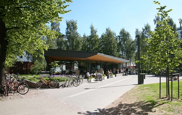 The park café is located in the most central park of downtown Oulu, Otto Karhi Park, only a block from the centre point of the city.