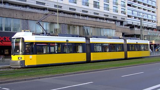 The M6 tram in Berlin as it appeared in 2007. Image courtesy Wikimedia Commons user AlfvanBeem. 