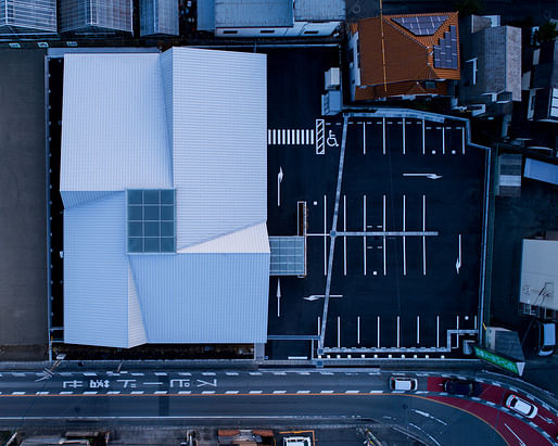 Four Funeral Houses in Fukuoka, Japan. Photo by Yashiro Photo Office.