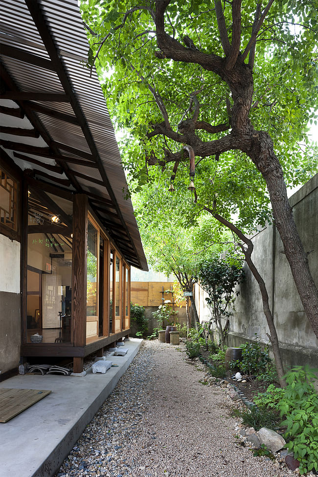 Lucia's Earth in Gongju, South Korea by Hyoungnam Lim, Eunjoo Roh + studio_GAON; Photo: Youngchae Park