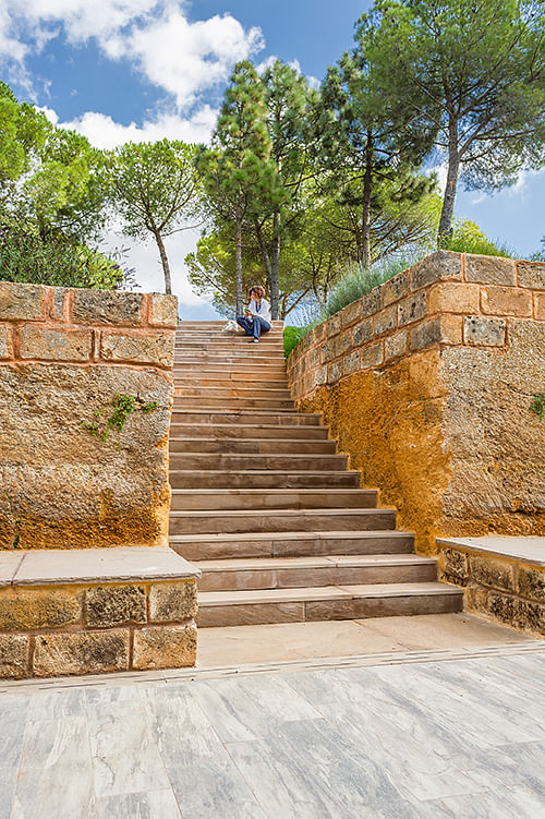 The stairway to the villa