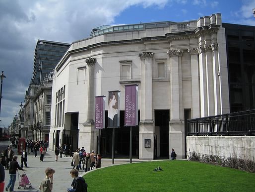 Recently published meeting minutes from 1987 reveal: The row over the partly embedded Corinthian column on the Trafalgar Square facade almost pushed architect Robert Venturi out of the London National Gallery's Sainsbury Wing project. (Photo: Richard George; Image via Wikipedia)