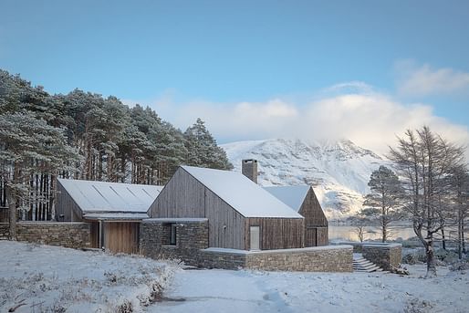 Lochside House by HaysomWardMiller Architects. Photo © Richard Fraser.