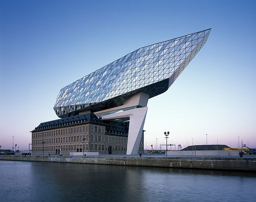 Port House. Zaha Hadid Architects. © Helene Binet