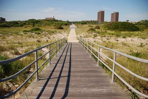 Arverne East from the boardwalk, 2010 | Photo by Nathan Kensinger