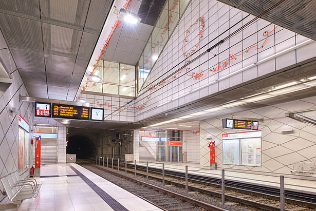 Track level Kirchplatz Metro Station