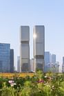 Aedas Completes Twin-Tower Landmark at Hangzhou Qianjiang 