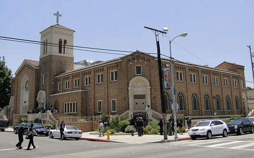 The Second Baptist Church in Los Angeles, designed by Paul Revere Williams in 1926. Image courtesy of Wikimedia Commons / Cbl62.