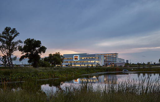Merit Award: Sunstar Americas North American Headquarters, Schaumburg, IL Heitman Architects, Inc.