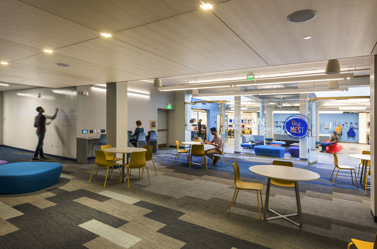 Phillips Academy Andover, Oliver Wendell Holmes Library Annum