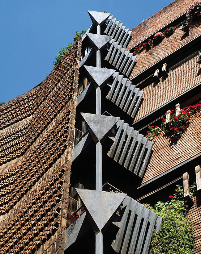 Bach 4 Apartments in Barcelona, Spain by Ricardo Bofill Taller de Arquitectura