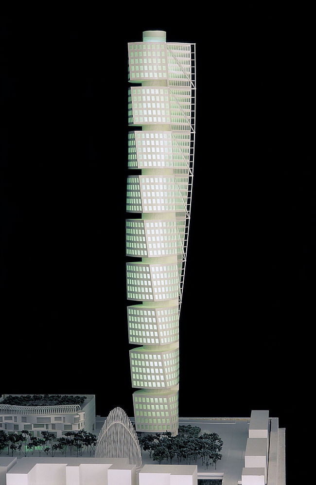 Turning Torso - Malmö Tower, 1999-2005. Model (scale 1 :150), 2004. Wood, Plexiglas, Polystyrene, metal, cm 87 x 61 x 142. Property of Studio Calatrava © Santiago Calatrava
