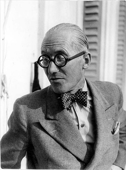 Le Corbusier, 1942. (Photo: Bodé © FLC/ADAGP; Image via fondationlecorbusier.fr)
