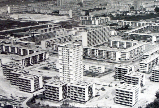 ‘La Dame Blanche (Garges, near Paris) in the early 1960s’ by Roger Henrard. © used with permission from ADVO. Image via blog.oup.com