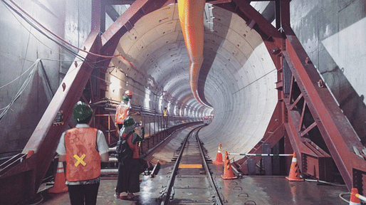 Construction of the first two lines for the Jakarta Mass Rapid Transit system is finally underway, but the east-west line won't be operational before 2018 (2020 for the north-south line). Urban planning expert Deden Rukmana says the city "should have begun building this 10 years ago so that it could be expanding the system now." (Photo: @farrelladm on Instagram; Image via inverse.com)