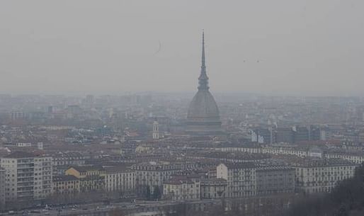 Smog in Turin, Italy. Photo via ansa.it