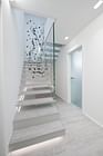 Floating stair design for dentist clinic - Freilassing