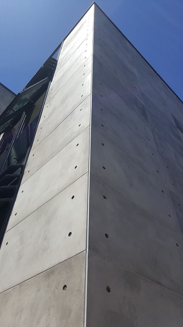 CRETOX Concrete Panel | 60 x 120 cm | Vintage Grey Colour Concrete Panel | Exterior Concrete Facade Design | Concrete Corner