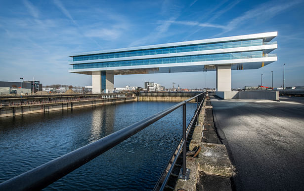 HQ Cordeel by Binst Architects. © Limeparts - Drooghmans en Studio PSG