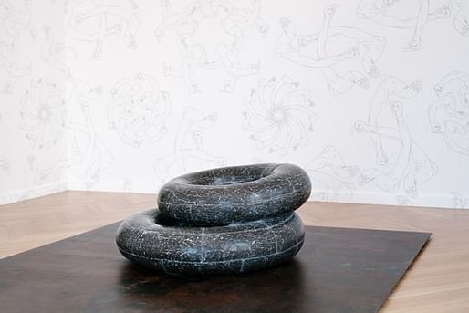 "Tyre" (2016), rubber lifebuoy rings hewn in black and white marble. Image via theartnewspaper.com