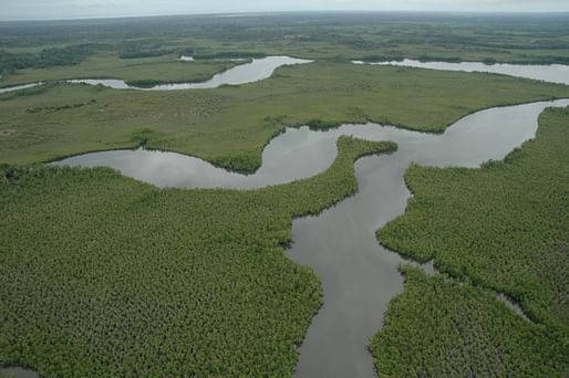 Aerial view of an undeveloped stretch of Sherbro Island, Sierra Leone. Image: tormentor4555/Wikimedia Commons (CC BY-SA 3.0)