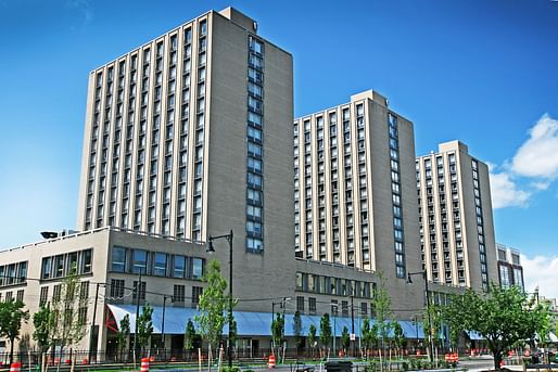 Warren Towers on the campus of Boston University. Image courtesy Wikimedia Commons user Brian Chang-Yun Hsu