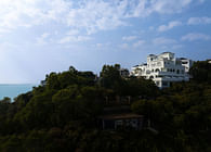 Miyue · Blue & White Cliffside Resort