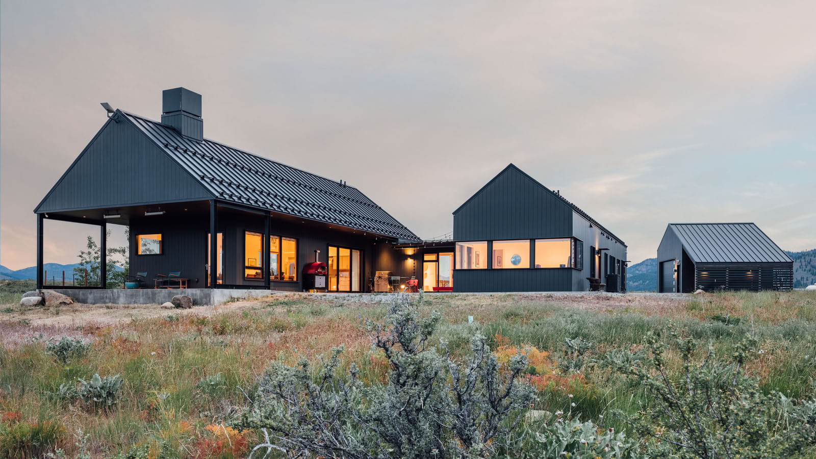 Four rural timber homes by Syndicate Smith: Your Next Employer?