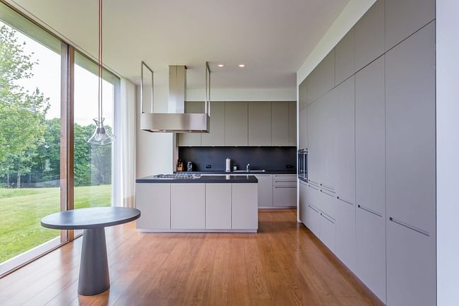 Main house kitchen. Image © Michael Bowman Photography