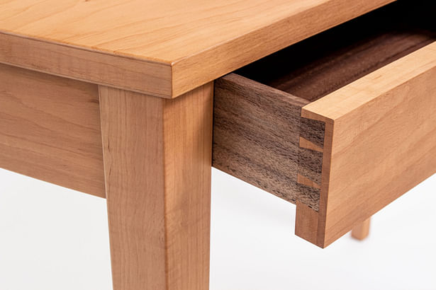 Drawer dovetails detail