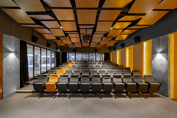 #HonarShahre Aftab Cineplex Office #AshariArchitects #AmirHossein Ashari #office #Honarshahre Aftab #HonarShahre Aftab Cineplex & Cultural Center #archdaily #archilovers #architizer #archinect #archello #pinterest #wood #metal #concrete #design #interior design #Shiraz #Iran 