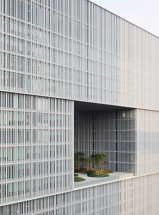 Amorepacific Headquarters in Seoul, South Korea by David Chipperfield Architects / @dca.berlin; Photo: Noshe @nosheberlin