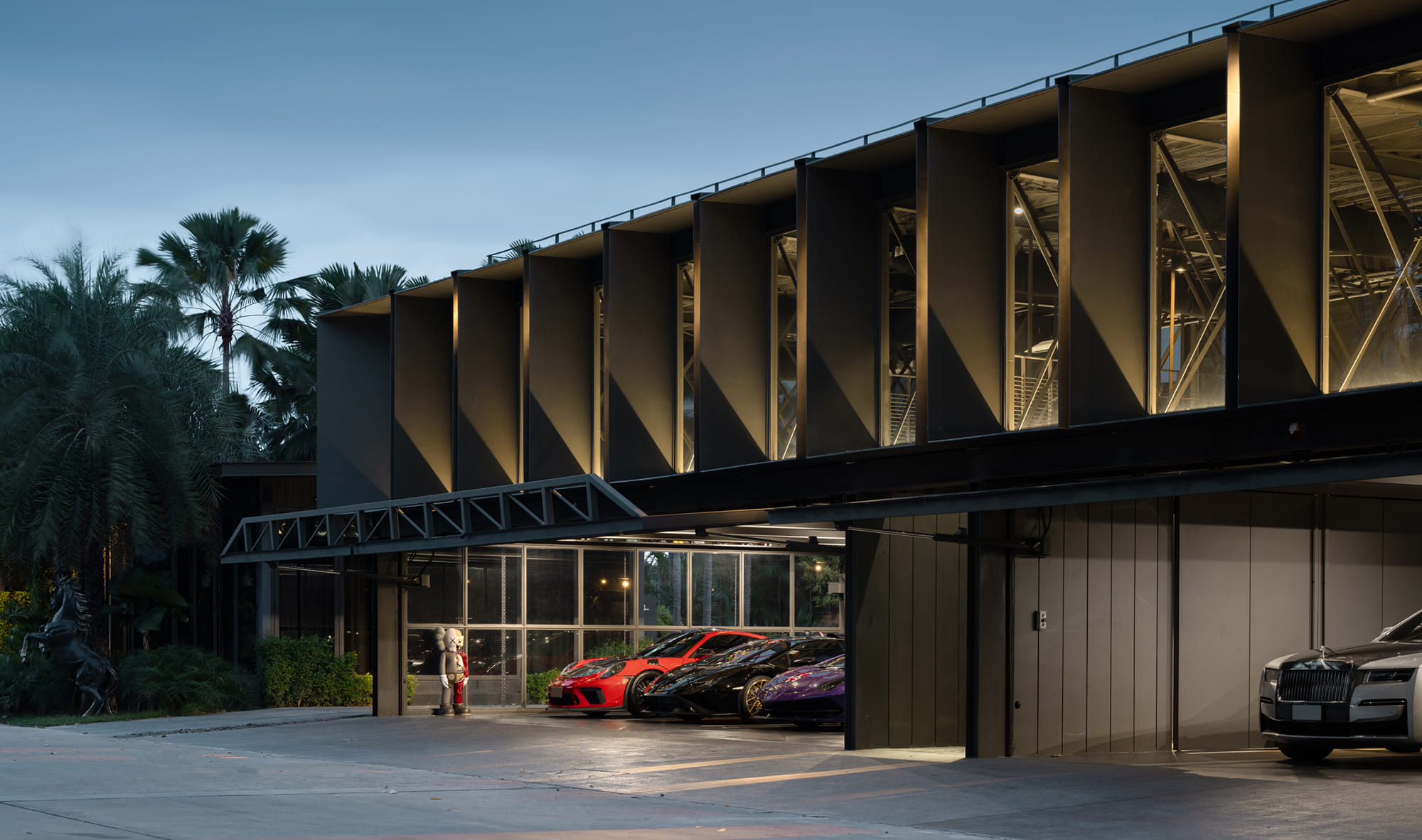 Bull Gallery | Yan Architects | Archinect