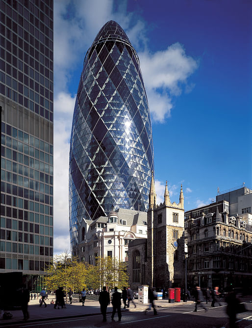 2004 - Swiss-RE Headquarter, London, England. Photo credit: Foster + Partners