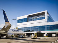 United Airlines — Terminal 7, Los Angeles International Airport (LAX)