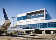 United Airlines — Terminal 7, Los Angeles International Airport (LAX)