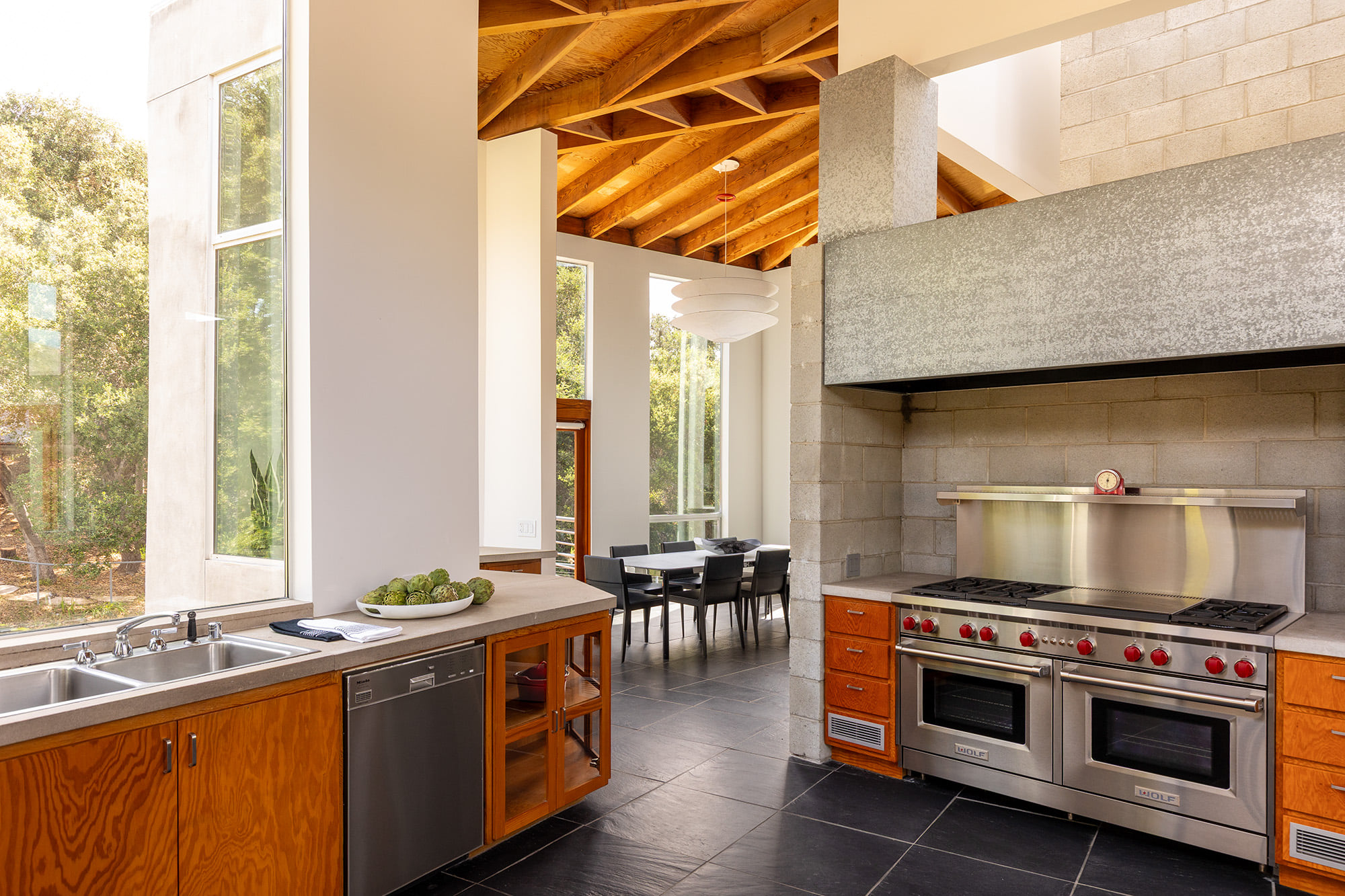 Inside a rare 1980s Frank Gehry home with unique geometries | News ...